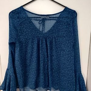 Teal  colored Hollister top